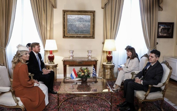 Για άριστο επίπεδο ελληνικο-ολλανδικών σχέσεων μίλησαν Σακελλαροπούλου και βασιλικό ζεύγος