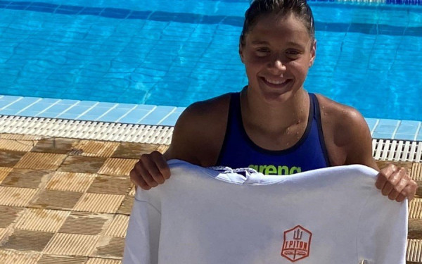 Κολύμβηση: Είναι μόλις 16 ετών και κατέχει τριπλό πανελλήνιο ρεκόρ στα 1500μ.