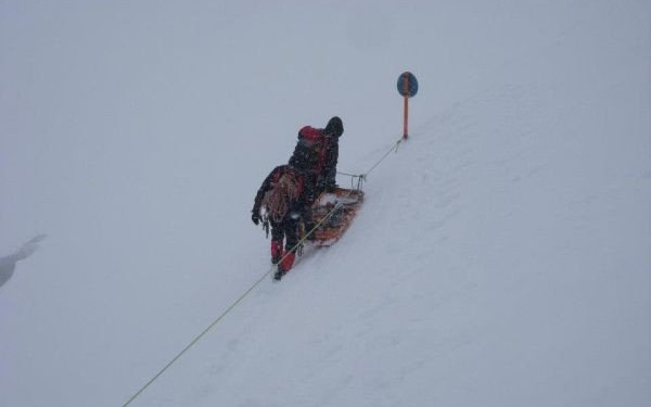 Διασώθηκε ο αγνοούμενος σκιέρ στο Ελατοχώρι