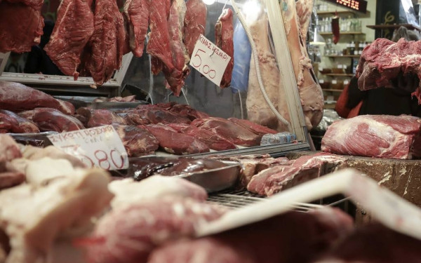 Λάρισα: Πενήντα άτομα στο νοσοκομείο με ακραία συμπτώματα τροφικής δηλητηρίασης - Είχαν ψωνίσει από το ίδιο κρεοπωλείο