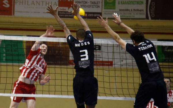 Βόλεϊ: Πέρασε νικηφόρα από την Σκύδρα ο Ολυμπιακός (βίντεο)