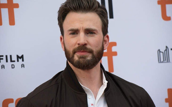 Ανακηρύχθηκε ο πιο σέξι άνδρας για το 2022: «Η μαμά μου θα χαρεί πολύ» (φωτ.)