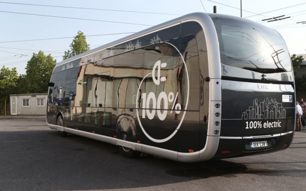 Σύσκεψη για τα συγκοινωνιακά προβλήματα της Θεσσαλονίκης - Πότε έρχονται τα ηλεκτρικά λεωφορεία