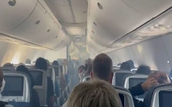 Σίδνεϊ: Επιβάτες πτήσεις έχασαν την αλλαγή του χρόνου λόγω της διαφοράς στις ζώνες ώρας