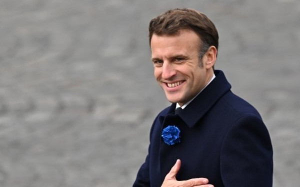 Γαλλία: Δωρεάν προφυλακτικά και στους ανήλικους υπόσχεται ο Μακρόν