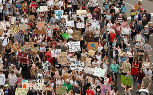 Η Γερμανία καταδικάζει τις εκδηλώσεις διαμαρτυρίας που «υπερβαίνουν τα όρια των νόμων»