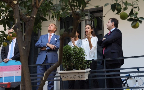 Δομές με ασυνόδευτα ανήλικα στην Αθήνα επισκέφθηκε το βασιλικό ζεύγος της Ολλανδίας