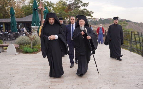 Τι είπε ο Οικουμενικός Πατριάρχης για τις αλησμόνητες πατρίδες από τη Συληβρία (φωτ.)