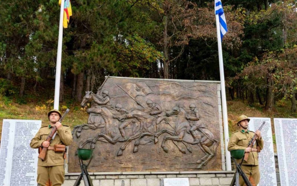 Τιμήθηκαν οι πεσόντες ιππείς του Έπους του 1940 στο Μέτσοβο (φωτ.)