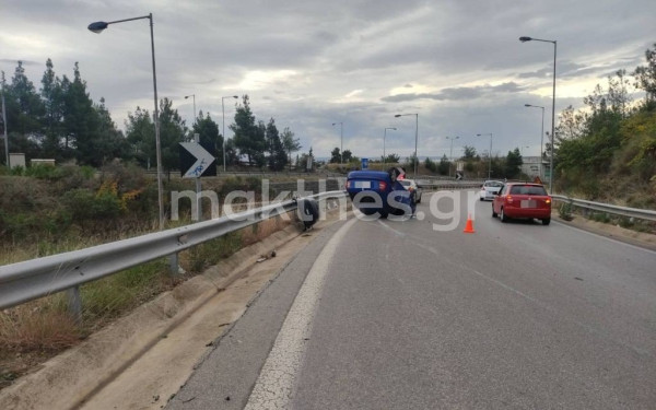 Τούμπαρε αυτοκίνητο στον περιφερειακό - Από «θαύμα» δεν υπήρξε τραυματισμός (φωτ.)