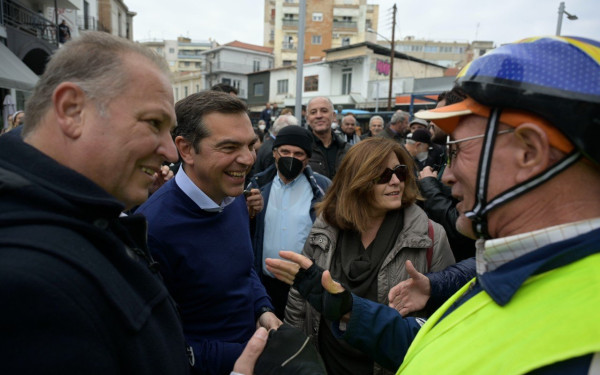 Η επίσκεψη Τσίπρα στον τόπο του Καραμανλή 