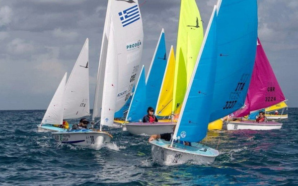 Ιστιοπλόοι ΑμεΑ έκλεψαν την παράσταση στη Διεθνή Ιστιοπλοϊκή Εβδομάδα της Αθήνας (βίντεο)