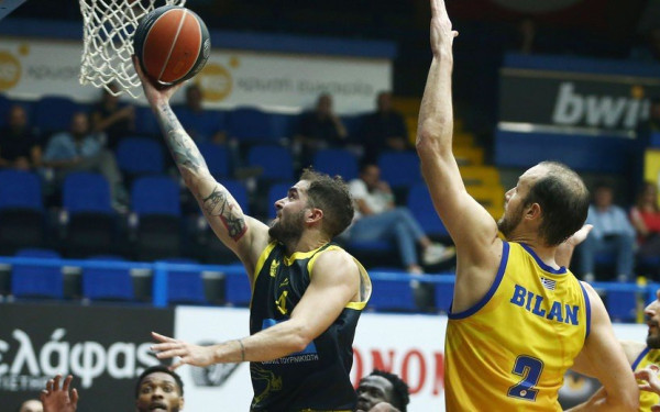 Μπάσκετ: Ήττα για τον Άρη σε ματς διαφήμιση στο Περιστέρι (βίντεο)