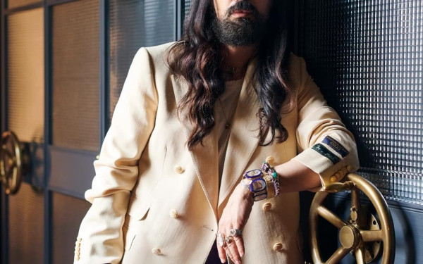 Αποχώρηση-βόμβα: Τρίζει ο... οίκος των Γκούτσι