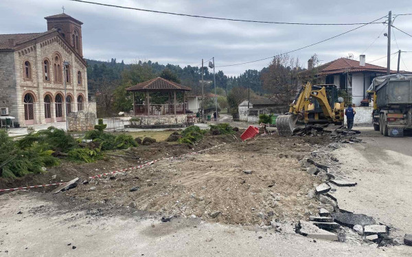 Αλλάζει όψη η Φούρκα με την ανάπλαση στο κέντρο του οικισμού 