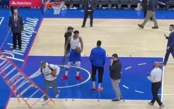 ΝΒΑ: Πρωτοφανές ξέσπασμα του Αντετοκούνμπο μετά την ήττα στη Φιλαδέλφεια - Δείτε βίντεο