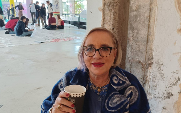 Πρωινός καφές με τη Ρία Καλφακάκου