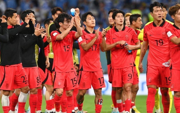 Βίντεο που... δεν χάνεται: Ακούστε τον Ιταλό δημοσιογράφο να ανακοινώνει την ενδεκάδα της Νότιας Κορέας