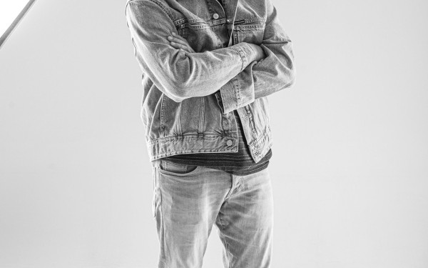 Θεσσαλονίκη: Πώς ένας εκτυπωτής που αργοπεθαίνει δίνει τα πιο όμορφα έργα τέχνης