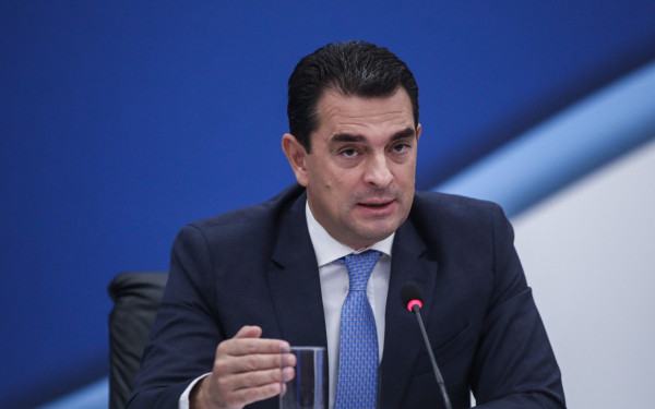 Κώστας Σκρέκας από τη Λάρισα: «Η καρδιά της αγροτικής Ελλάδας χτυπάει δυνατά στον θεσσαλικό κάμπο»	