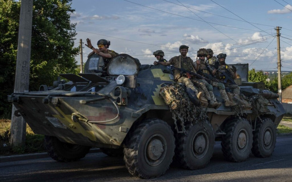 Πάνω από 400 εγκλήματα πολέμου που διέπραξαν ρωσικές δυνάμεις εντοπίστηκαν στην Χερσώνα