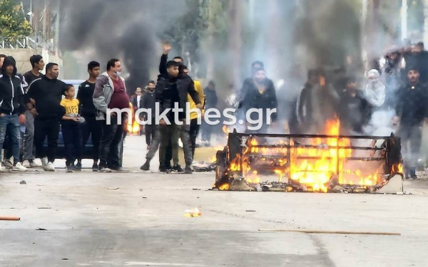 Θεσσαλονίκη: «Σκηνικό πολέμου» σε Καλοχώρι, Περαία και Χαλκηδόνα - Οδοφράγματα, πυροβολισμοί και φωτιές για τον 16χρονο Ρομά