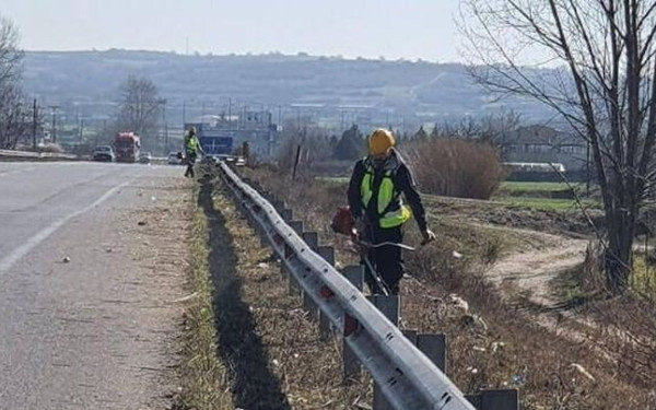 Θεσσαλονίκη: Εργασίες κοπής βλάστησης στην εσωτερική Περιφερειακή Οδό - Κυκλοφοριακές ρυθμίσεις