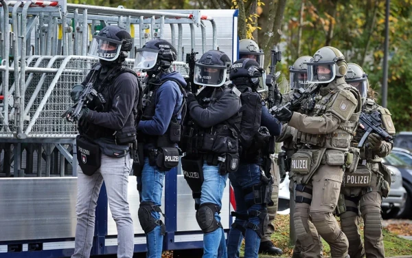 Πρίγκιπες, βουλευτές και... ψεκασμένοι ανάμεσα στους παραλίγο δικτάτορες της Γερμανίας