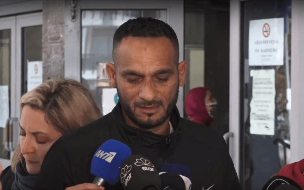 Πατέρας 16χρονου Ρομά: Θέλουμε δικαίωση - Δεν έπρεπε να πυροβολήσει το παιδί μου