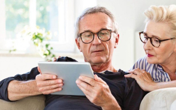 Ψηφιακός γραμματισμός στην τρίτη ηλικία από το ΝΟΗΣΙΣ - Δωρεάν σεμινάρια για άτομα από 65 ετών στον Δήμο Πυλαίας-Χορτιάτη