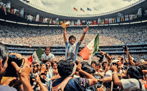 Ιστορίες: Τα Μουντιάλ του Μαραντόνα