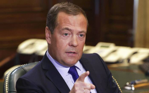 Μεντβέντεφ: Η Μόσχα θα πρέπει να επιδιώξει την «εξαφάνιση» της Ουκρανίας και του ΝΑΤΟ