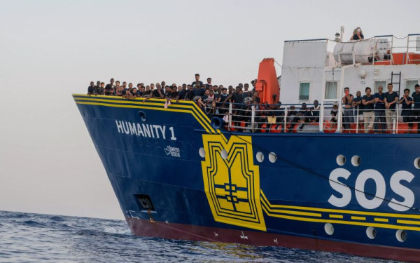 Περισσότεροι από 500 μετανάστες αποβιβάστηκαν από πλοία ΜΚΟ σε λιμάνια της Ιταλίας