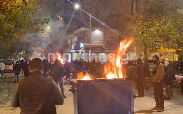 Θεσσαλονίκη: Όπλα, οδοφράγματα, φωτιές και πυροβολισμοί μετά τη διαφωνία ανακριτή και εισαγγελέα για τον αστυνομικό που πυροβόλησε τον 16χρονο