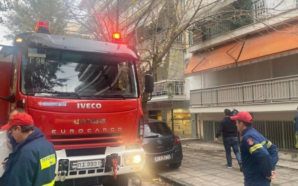 Τραγωδία στην Τούμπα: Νεκρός νεαρός άνδρας από πτώση στον φωταγωγό πολυκατοικίας (φωτ.)