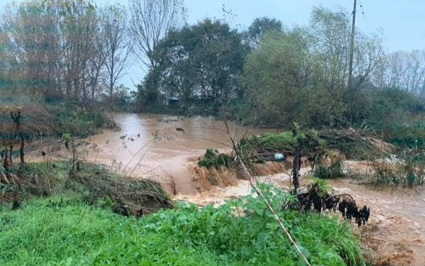 Έβρεξε... καρέκλες σε Παγγαίο και Θάσο 