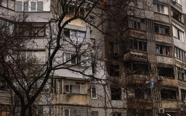 Ουκρανία: 15 άμαχοι νεκροί σε ρωσικό βομβαρδισμό στη Χερσώνα