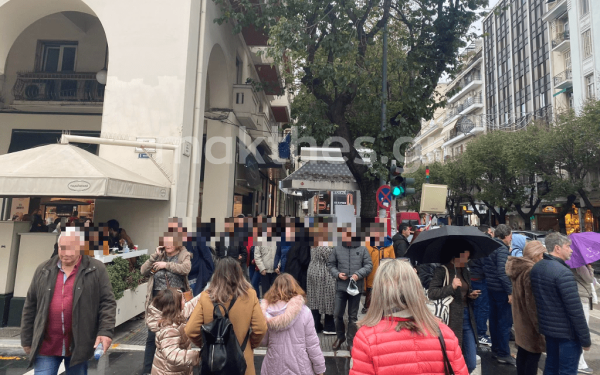 Κορονοϊός: Η έξαρση κρουσμάτων, η αγωνία για την Πρωτοχρονιά και το σενάριο για επιστροφή των μέτρων 