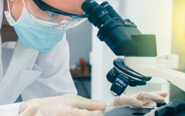 Αυξήθηκαν κατά 74% οι αιτήσεις των κλινικών μελετών