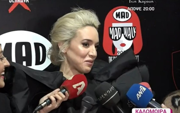 Καλομοίρα: Η συνταγή της για τα μελομακαρονα έγινε viral (βίντεο)