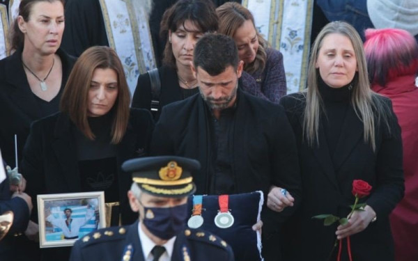 H επιθυμία του Αλ. Νικολαΐδη γίνεται πραγματικότητα: Ολοκληρώθηκε η δημοπρασία για τα μετάλλιά του - Πού θα διατεθούν τα χρήματα