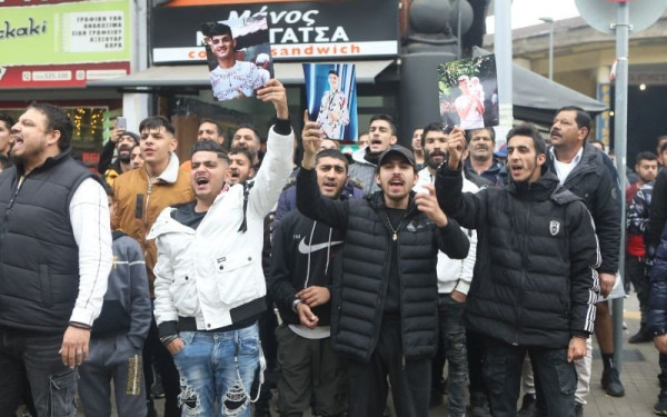 Θεσσαλονίκη: Επανεξετάζουν οι Ρομά αν θα γίνει η μεγάλη πορεία – «Φοβάται επεισόδια ο πατέρας του 16χρονου»