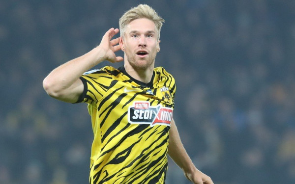 Super League: Η ΑΕΚ έκανε το καλύτερο δώρο γενεθλίων στον Αλμέιδα (βίντεο)