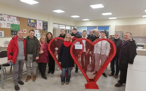 Θεσσαλονίκη: Κατασκευές... από καρδιάς από τους μαθητές  του 1ου ΕΠΑ.Λ. Ευόσμου