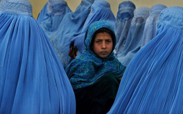 Αφγανιστάν: Απαγορεύουν την εργασία στις γυναίκες και σε ξένες ΜΚΟ