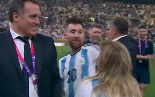 «Ντου» στο γήπεδο από τη δακρυσμένη μητέρα του Μέσι (βίντεο)