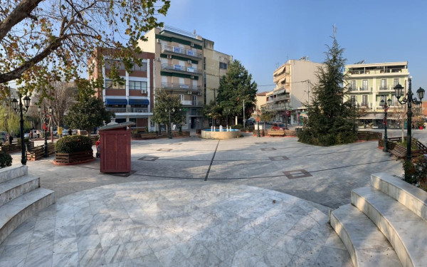 Λαγκαδάς: Παραδοσιακό γλέντι με χάλκινα στην πλατεία 