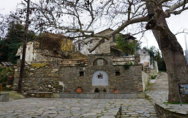 Το «Σήκωμα του Υψώματος» στον Πολύγυρο - Ένα έθιμο που δεν πρέπει να ξεχάσουμε