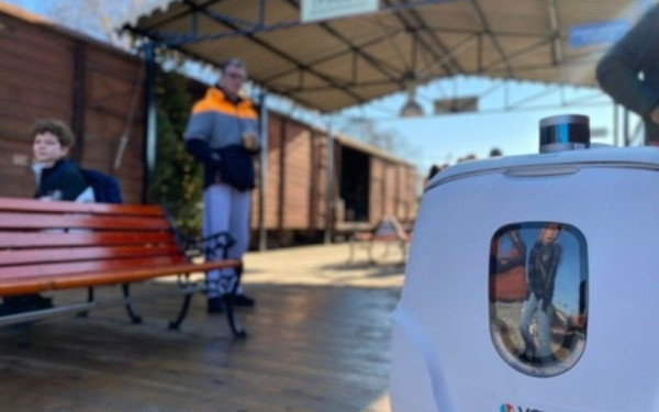 Τρίκαλα: Ρομπότ μεταφέρουν τα γράμματα στον Άγιο Βασίλη