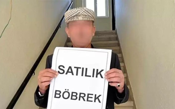 Απόγνωση στην Τουρκία από την οικονομική κρίση: «Δεν πίνω, δεν καπνίζω και πουλάω το νεφρό μου»